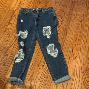 BDG mom high rise jeans size 27